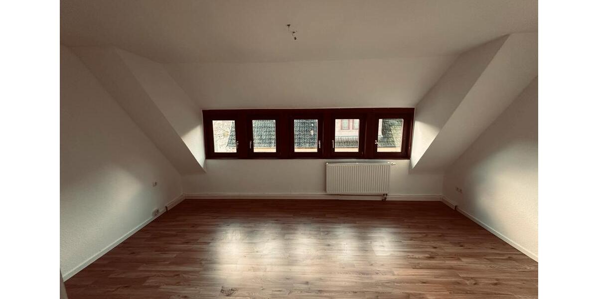 Dachgeschoßwohnung Hann. Münden - 3 Zimmer, 80 m&sup2;, 700&euro; | Angebot:26222880
