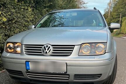 VW Bora 274.500 km 4.650 € Hardegsen 37181
