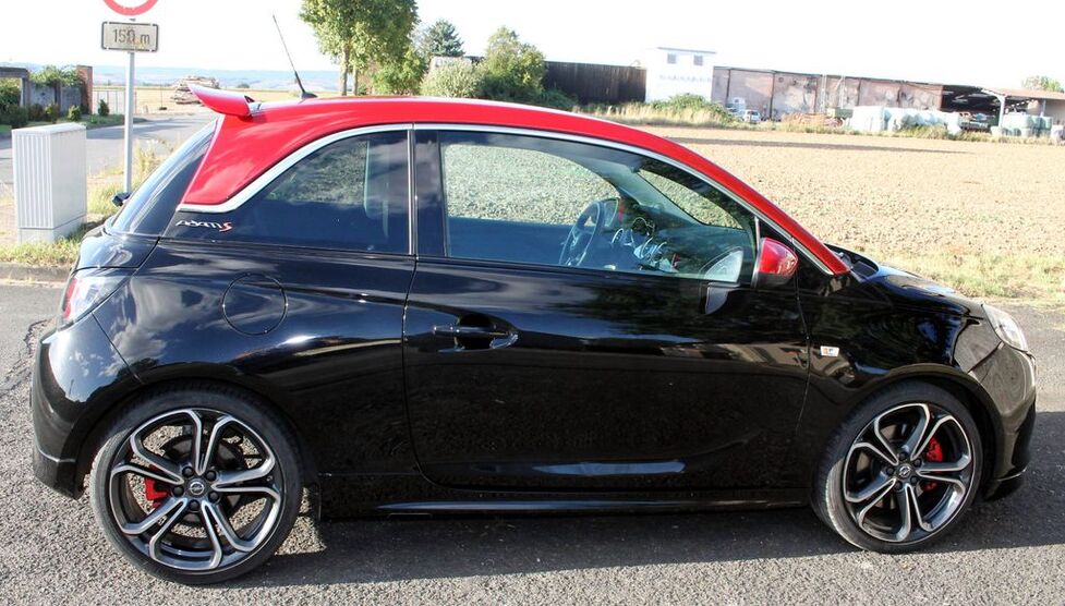 Opel Adam 39.900 km 12.950 € Einbeck 37574