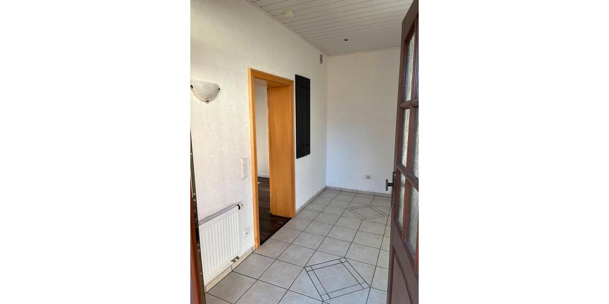 Erdgeschoßwohnung Bovenden - 2 Zimmer, 120 m&sup2;, 770&euro; | Angebot:24820513