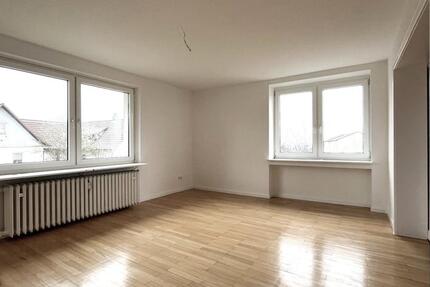 Geräumige 4-Zimmerwohnung in guter Lage zimmer