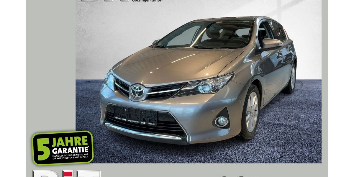 Toyota Auris 198.500 km 6.390 &euro; Göttingen 37079