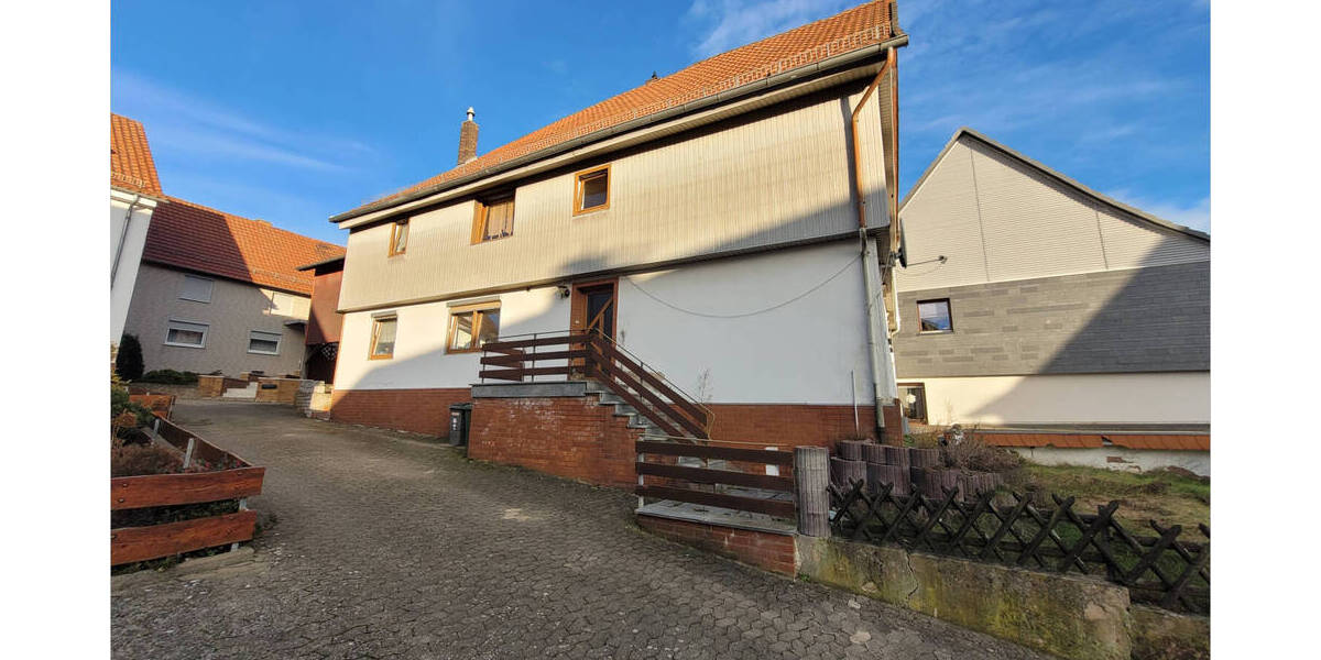 Mehrfamilienhaus, Wohnhaus Krebeck - 6 Zimmer, 176 m&sup2;, 39.000&euro; | Angebot:25696050