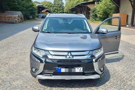 Mitsubishi Outlander 177.200 km 12.100 &euro; Göttingen 37081