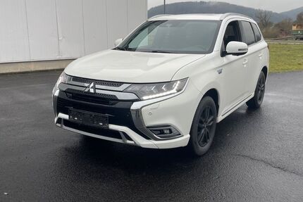 Mitsubishi Outlander 174.821 km 15.800 &euro; Witzenhausen 37213