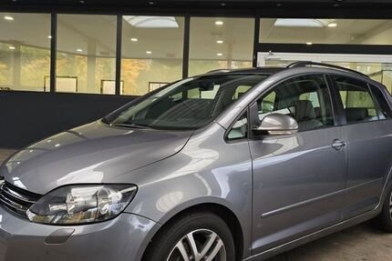 VW Golf 121.450 km 5.950 &euro; Göttingen 37081