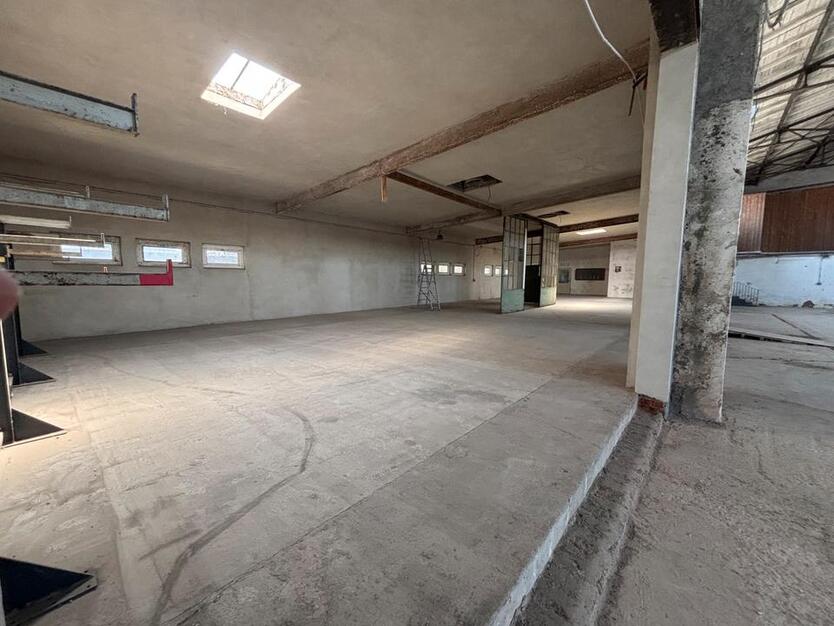 Lager- Gewerbehalle ca 1250m2 zu vermieten direkt in Northeim