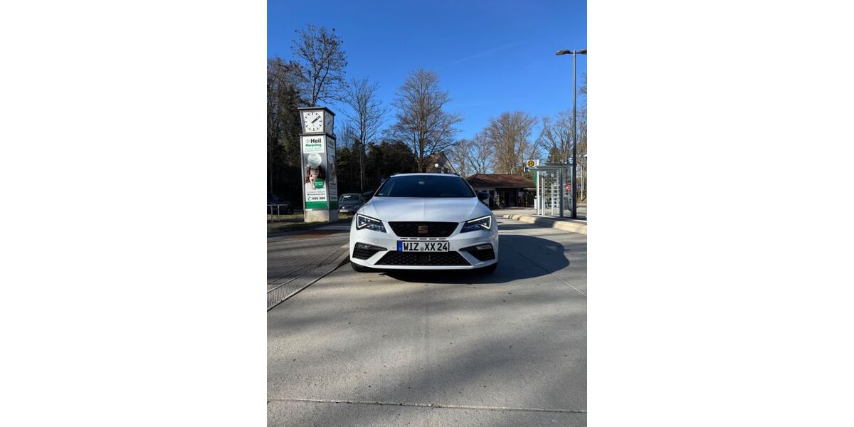 Seat Leon 101.500 km 20.490 &euro; Witzenhausen 37217