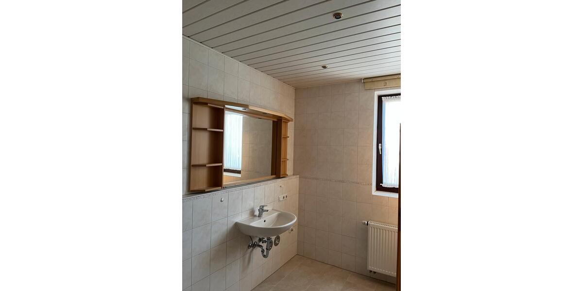 Erdgeschoßwohnung Bovenden - 2 Zimmer, 120 m&sup2;, 770&euro; | Angebot:24820513