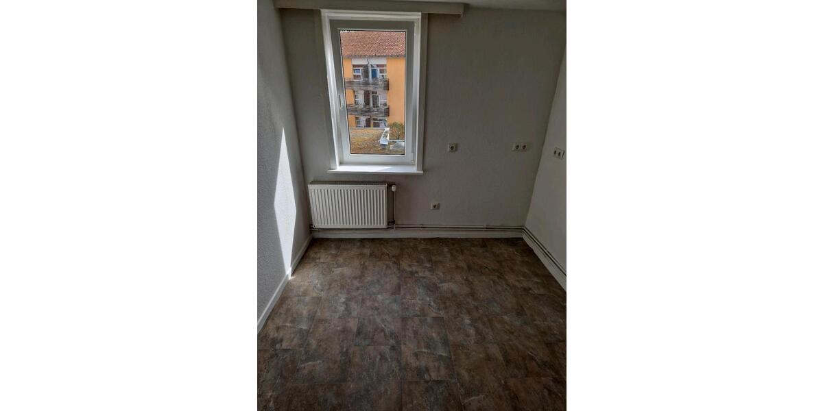Etagenwohnung Hann. Münden - 7 Zimmer, 200 m&sup2;, 950&euro; | Angebot:26412515