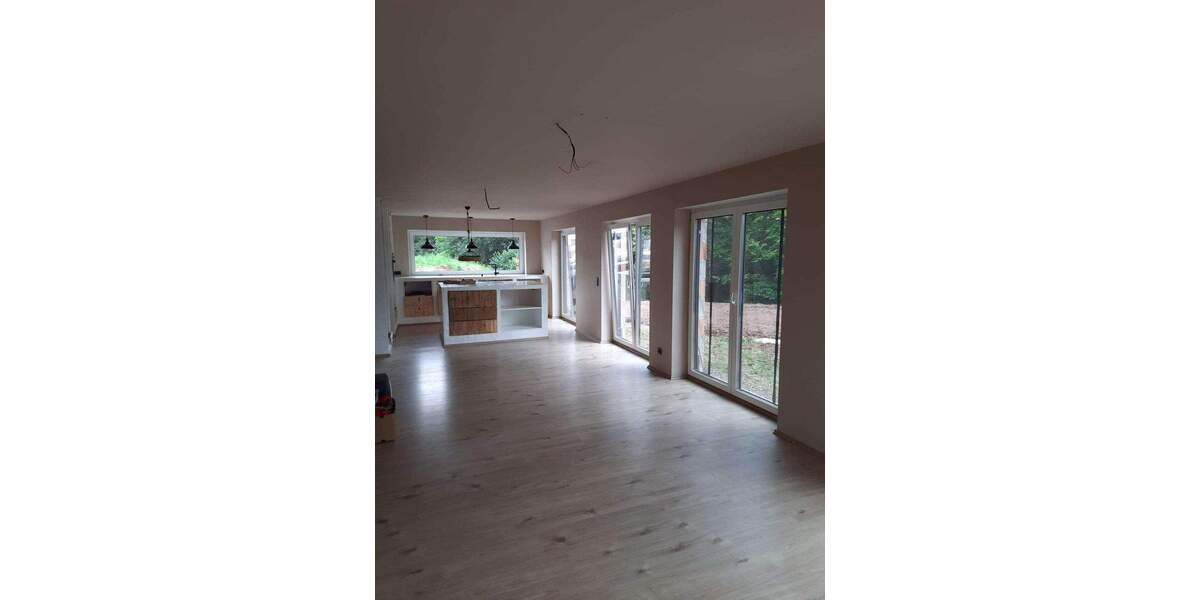 Einfamilienhaus Hilkerode Hilkerode - 8 Zimmer, 196 m&sup2;, 380.000&euro; | Angebot:25692894