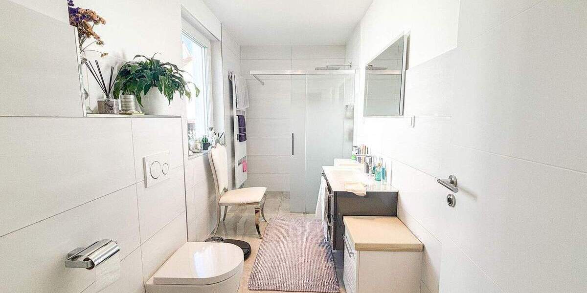 Einfamilienhaus Friedland Niedernjesa - 8 Zimmer, 220 m&sup2;, 694.000&euro; | Angebot:24637353