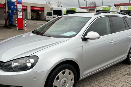 VW Golf 278.084 km 3.990 &euro; Göttingen 37081