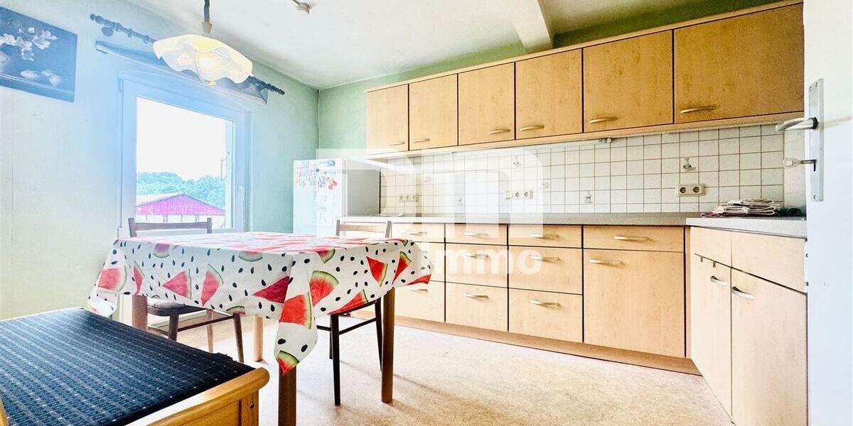 Großzügiges Einfamilienhaus mit moderner Heizung + Kachelofen in Arenshausen - Einfamilienhaus Arenshausen | Angebot:27055117