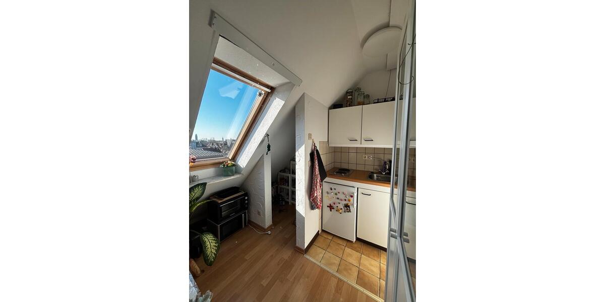 Dachgeschoßwohnung Göttingen Nordstadt - 1 Zimmer, 21 m&sup2;, 490&euro; | Angebot:25805395
