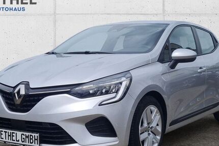 Renault Clio 82.600 km 9.490 &euro; Northeim 37154