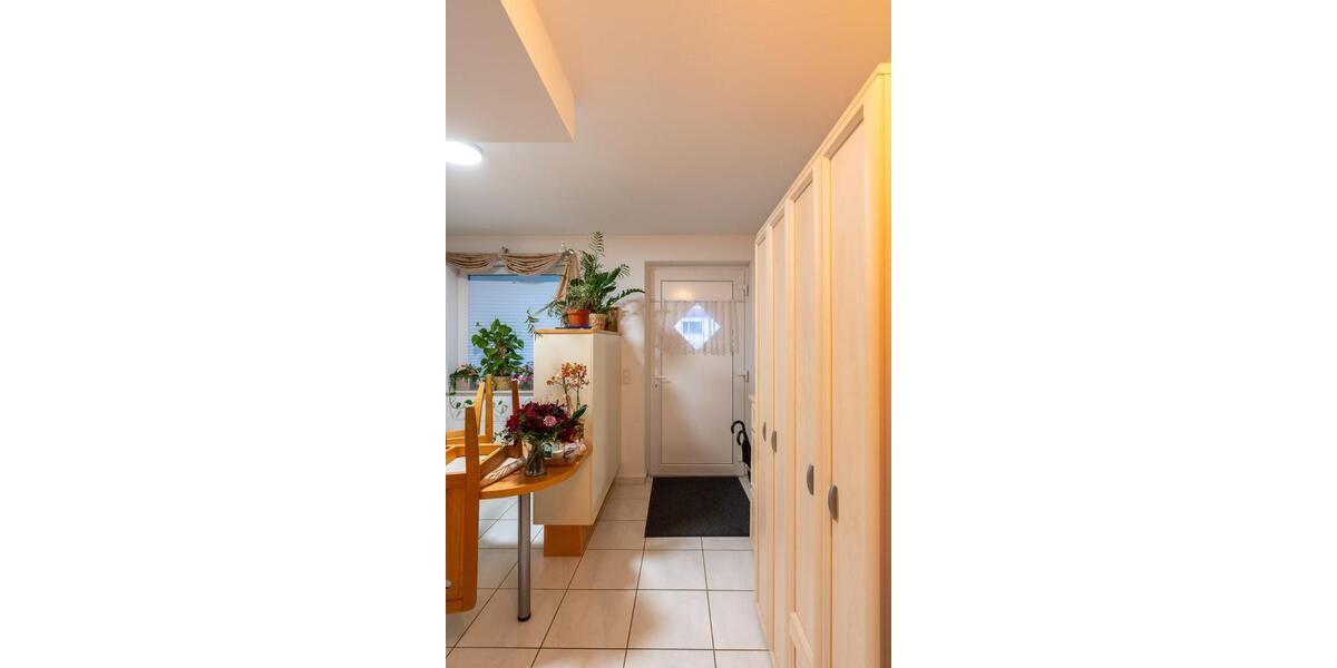 Etagenwohnung Göttingen Oststadt - 2 Zimmer, 61 m&sup2;, 259.000&euro; | Angebot:25063926