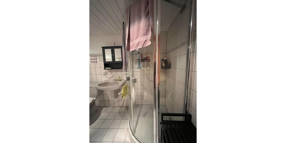 Doppelhaushälfte Wesertal - 9 Zimmer, 128 m&sup2;, 650&euro; | Angebot:24688572