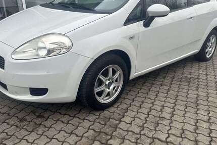 Fiat Grande Punto 142.765 km 2.690 € Göttingen 37081