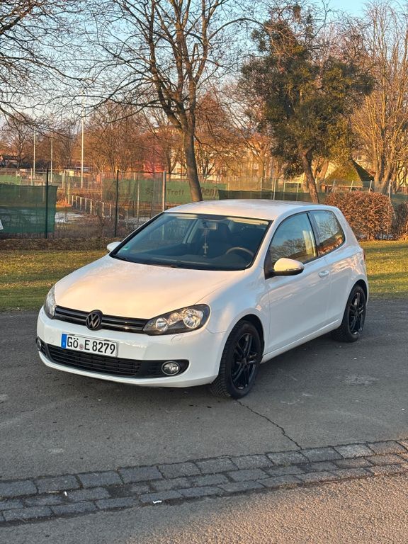 VW Golf 182.216 km 4.800 € Göttingen 37081
