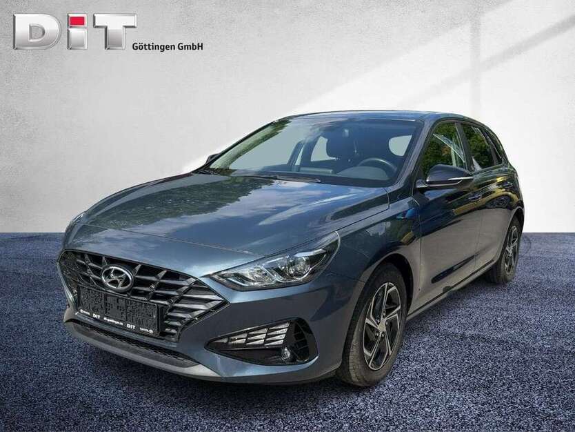i30