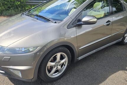 Honda Civic 240.000 km 3.500 &euro; Göttingen 37075