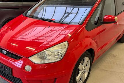 Ford S-Max 244.090 km 4.990 € Göttingen 37079