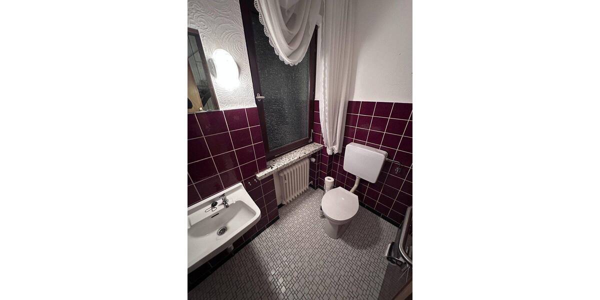 Einfamilienhaus Moringen-Fredelsloh Fredelsloh - 7 Zimmer, 230 m&sup2;, 289.000&euro; | Angebot:26857023