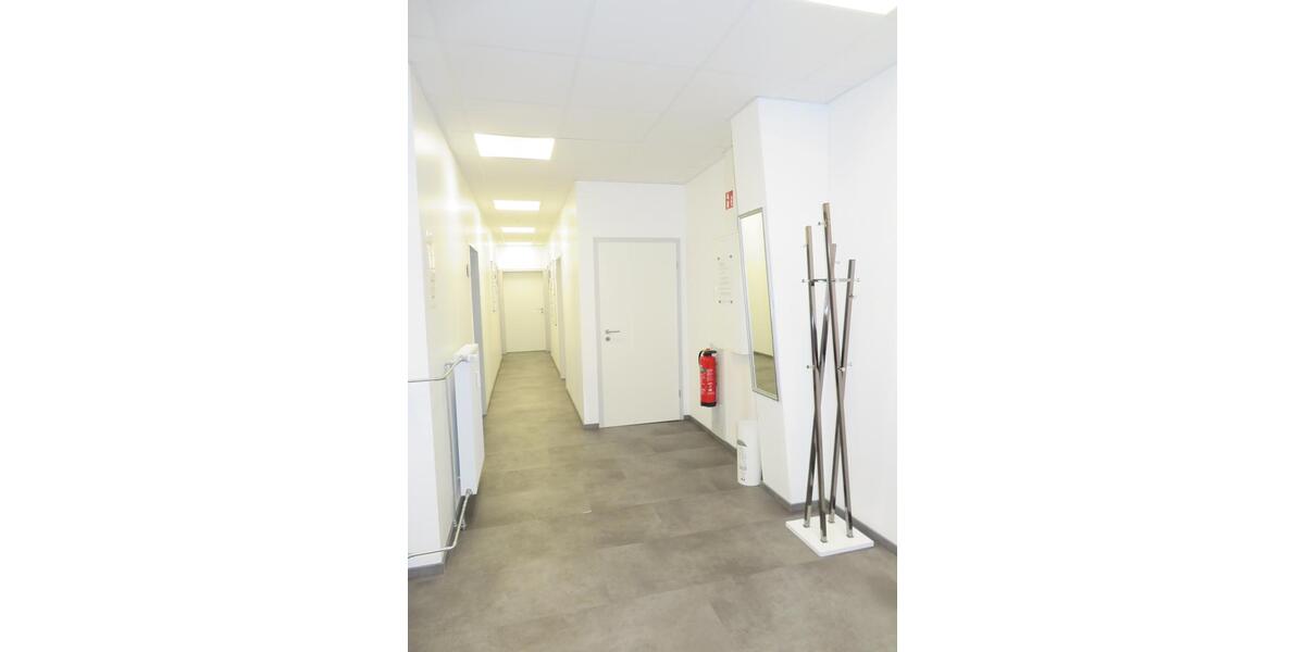 * Göttingen* 2 - 4 sanierte, helle Büroräume (provisionsfrei). zimmer