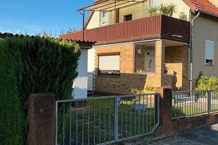 111qm Doppelhaushälfte, 574qm Eigentumsgrundstück 4 zimmer