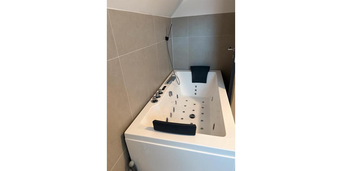 Mehrfamilienhaus, Wohnhaus Göttingen Nordstadt - 7 Zimmer, 170 m&sup2;, 1.500&euro; | Angebot:24238614