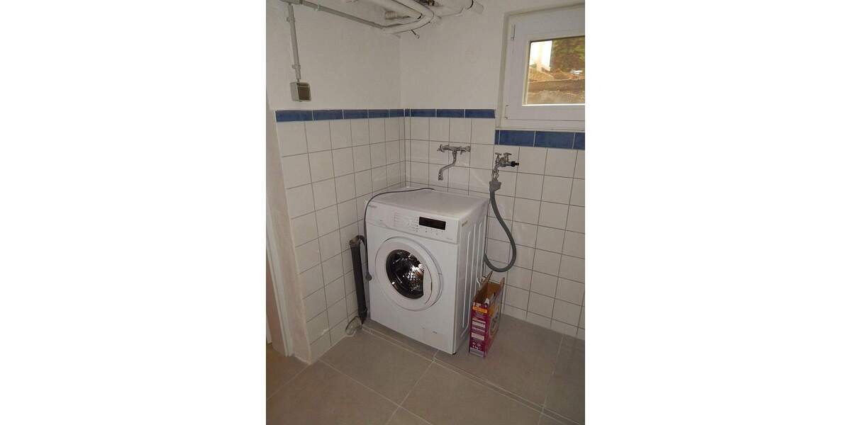 Reihenmittelhaus Göttingen Grone - 6 Zimmer, 112 m&sup2;, 1.600&euro; | Angebot:25684409