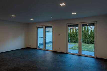 Wohnung Rosdorf - 3 Zimmer, 121 m&sup2;, 1.500&euro; | Angebot:24662344