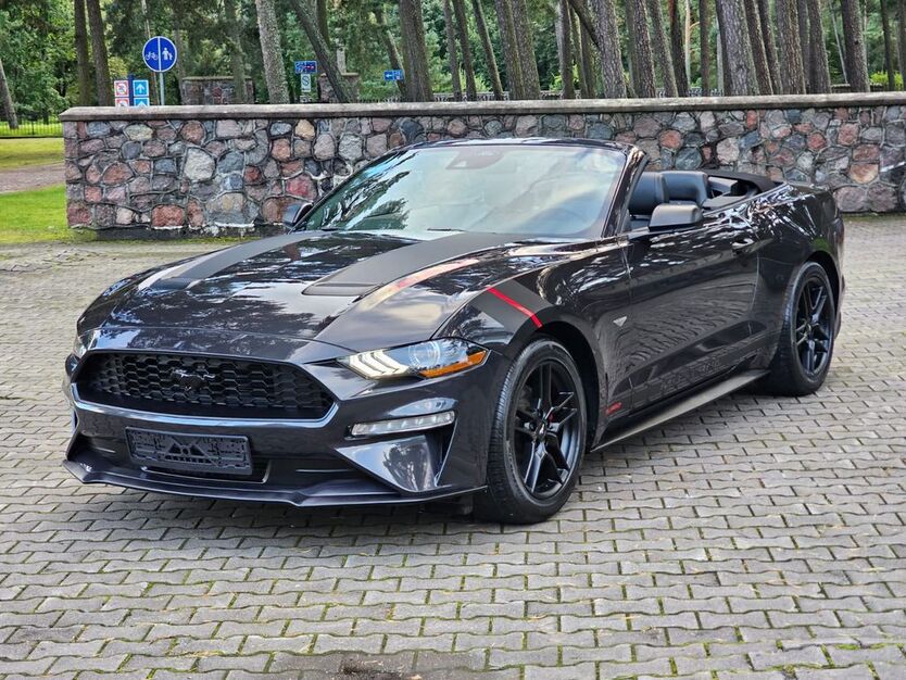 Ford Mustang 11.000 km 28.999 € Northeim 37154
