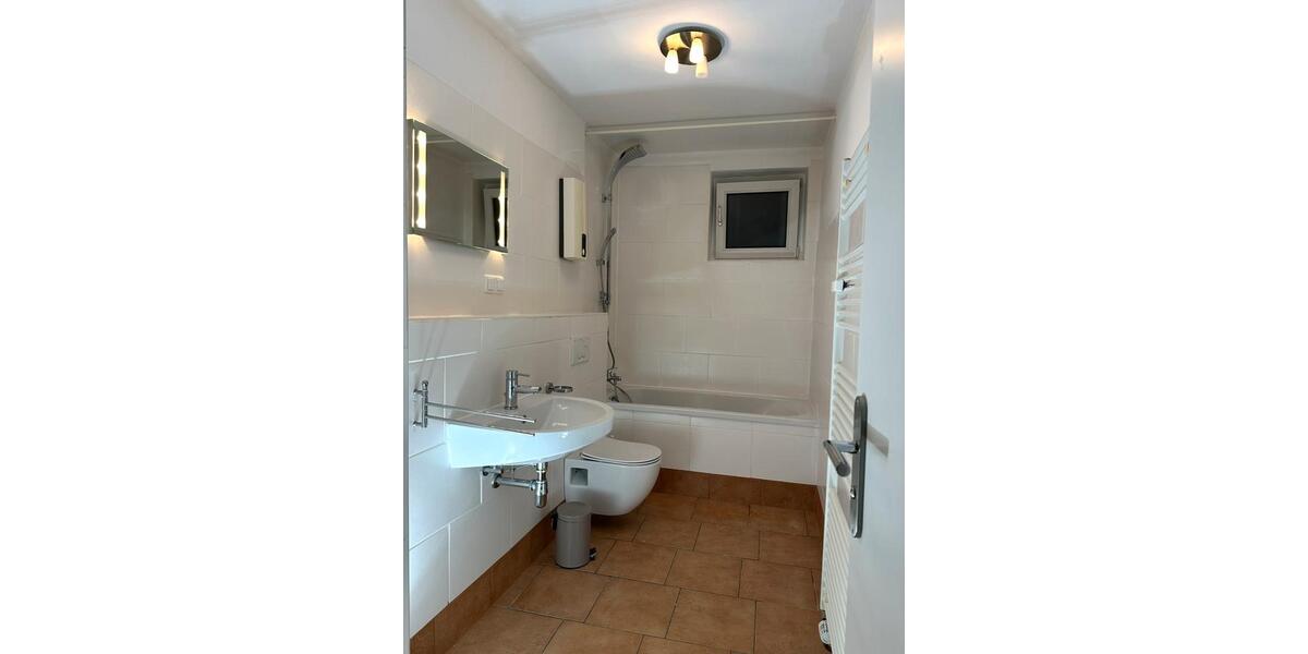 Dachgeschoßwohnung Göttingen Grone - 3 Zimmer, 80 m&sup2;, 980&euro; | Angebot:25613364