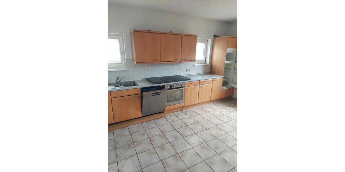 Etagenwohnung Hann. Münden - 13 Zimmer, 327 m&sup2;, 2.000&euro; | Angebot:25158236