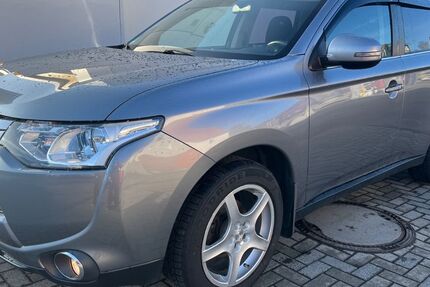 Mitsubishi Outlander 150.000 km 9.900 &euro; Göttingen 37079
