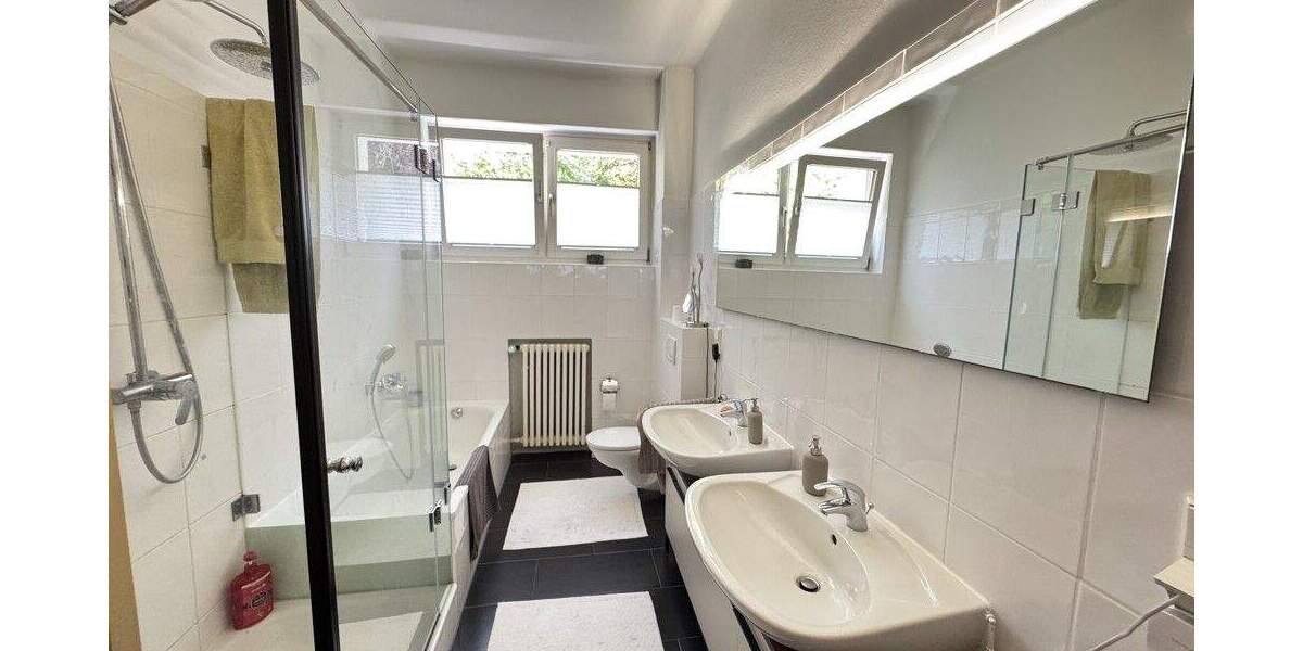 Etagenwohnung Göttingen Oststadt - 6 Zimmer, 184 m&sup2;, 2.430&euro; | Angebot:25736769