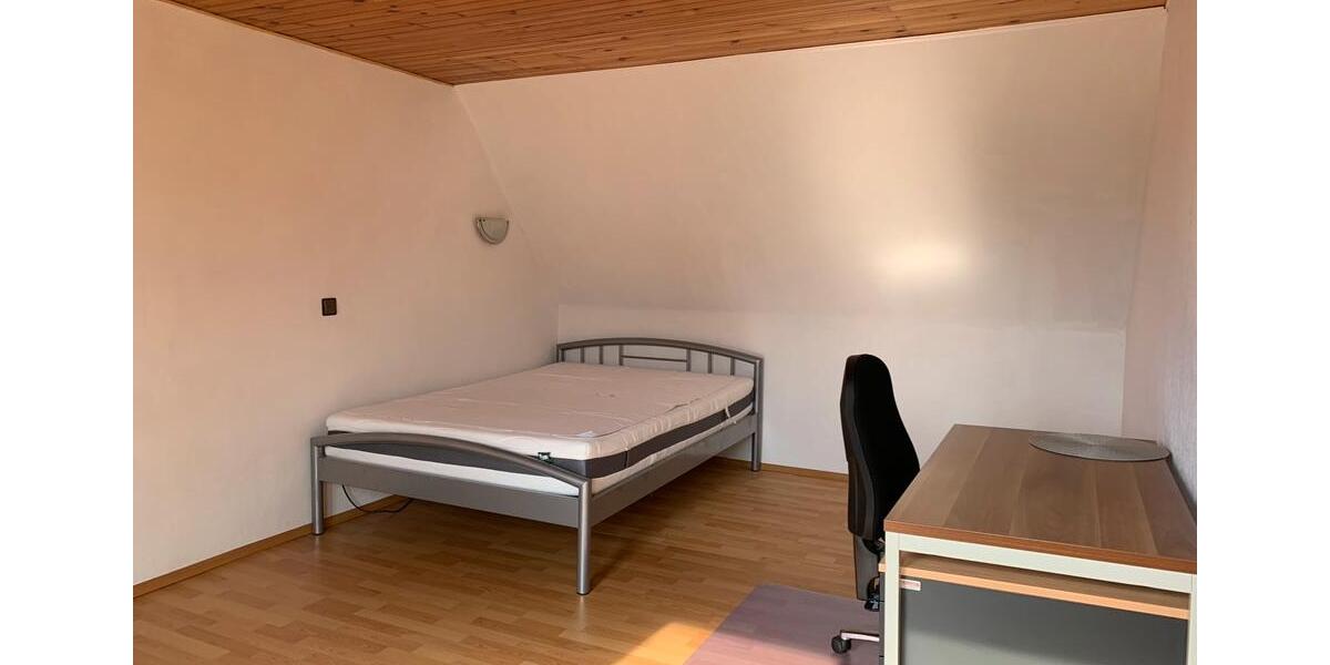 Etagenwohnung Göttingen Grone - 1 Zimmer, 80 m&sup2;, 470&euro; | Angebot:24839001