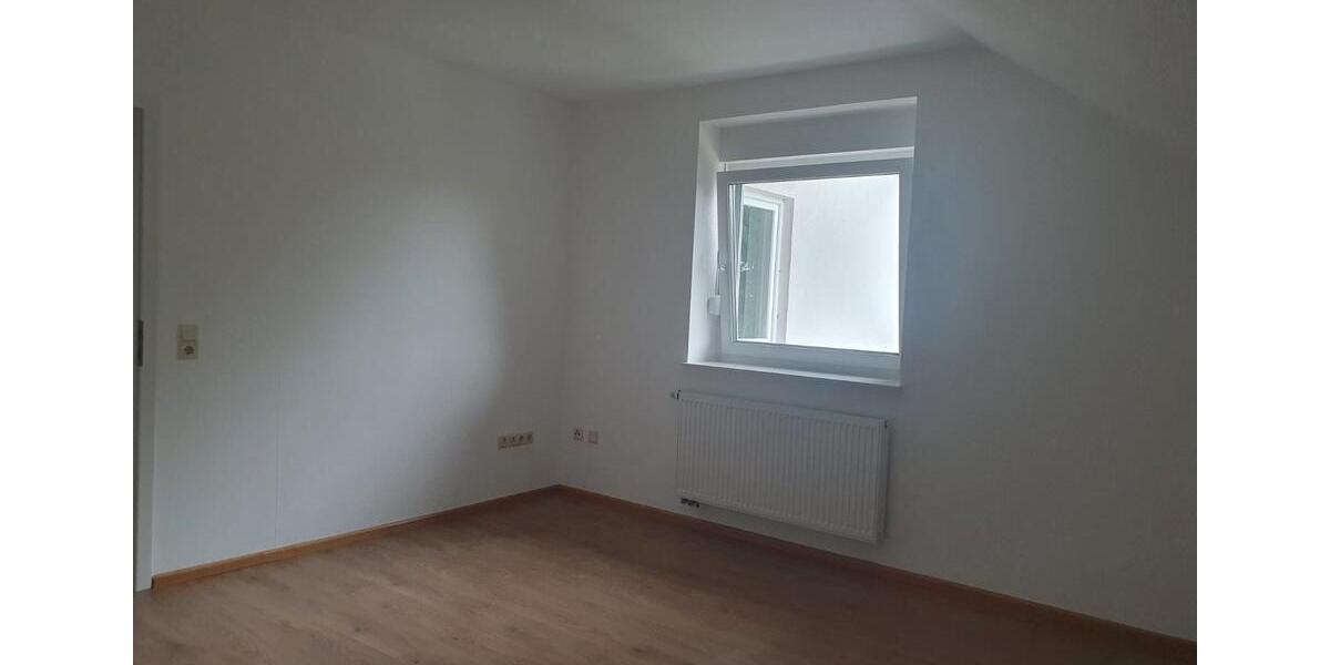 Dachgeschoßwohnung Reinhardshagen - 4 Zimmer, 111 m&sup2;, 722&euro; | Angebot:26176729