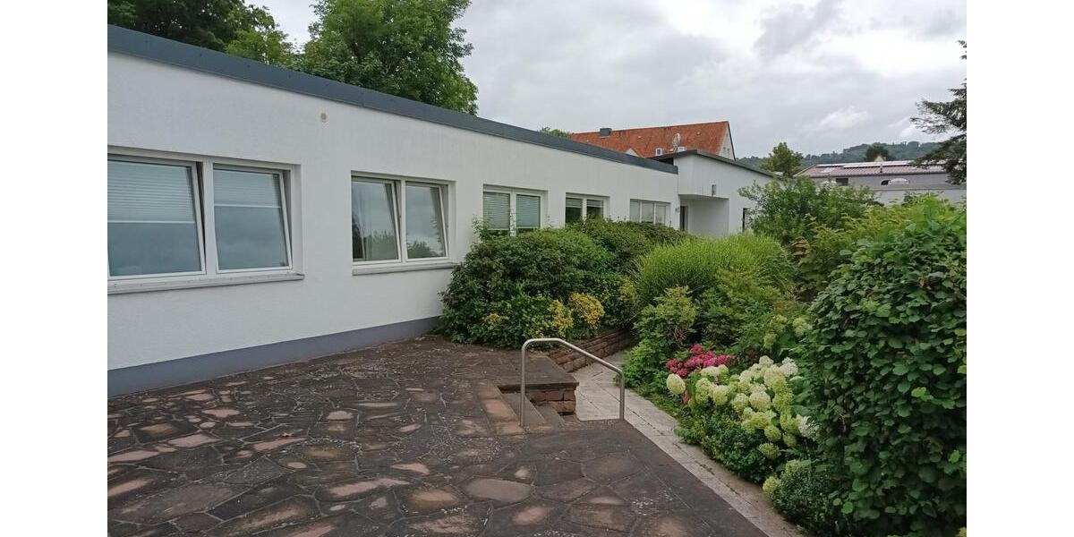 Einfamilienhaus Northeim - 9 Zimmer, 207 m&sup2;, 240.000&euro; | Angebot:27111784