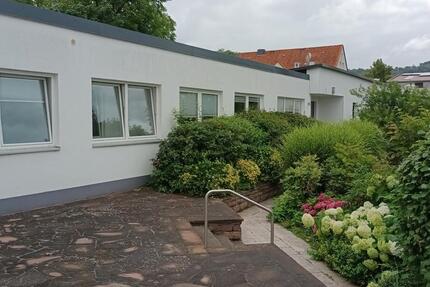 Haus Northeim - 9 Zimmer, 207 m&sup2;, 240.000&euro; | Angebot:27111784
