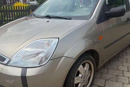 Ford Fiesta 110.000 km 999 &euro; Göttingen 37079