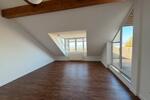 Dachgeschoßwohnung Göttingen Oststadt - 2.5 Zimmer, 74 m&sup2;, 1.140&euro; | Angebot:26357086