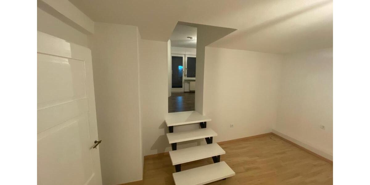 Zwei Zimmer Wohnung mit Balkon 2 zimmer