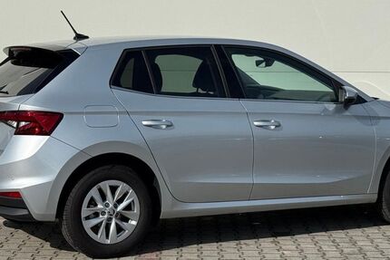 Skoda Fabia 5.300 km 18.950 &euro; Friedland 37133