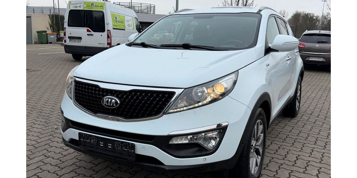 Kia Sportage 216.221 km 9.900 € Göttingen 37081