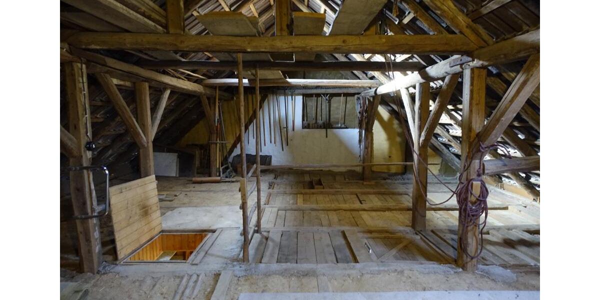 Einfamilienhaus Uslar - 9 Zimmer, 170 m&sup2;, 190.000&euro; | Angebot:25180053