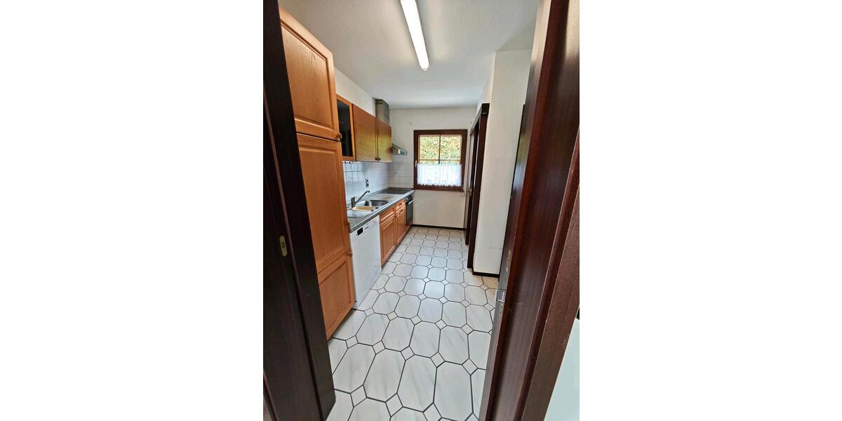 freistehendes Einfamilienhaus, 150 qm Wf. mit traumhaftem Garten 5 zimmer