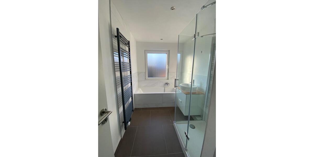 Einfamilienhaus mit großem Garten 6 zimmer